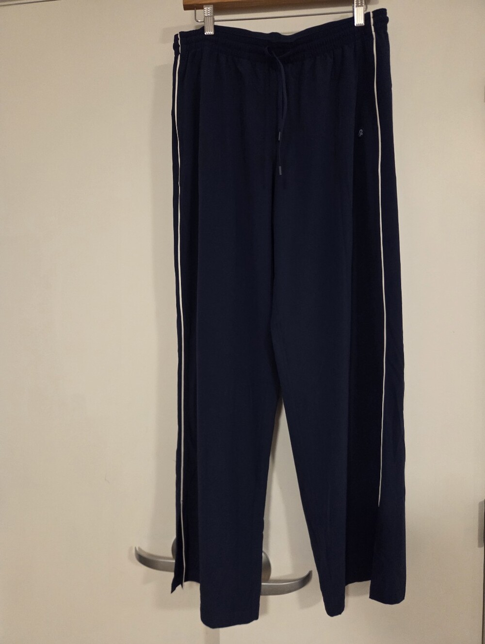 Lululemon Court Rival Track Pant - Picture 2 of 7